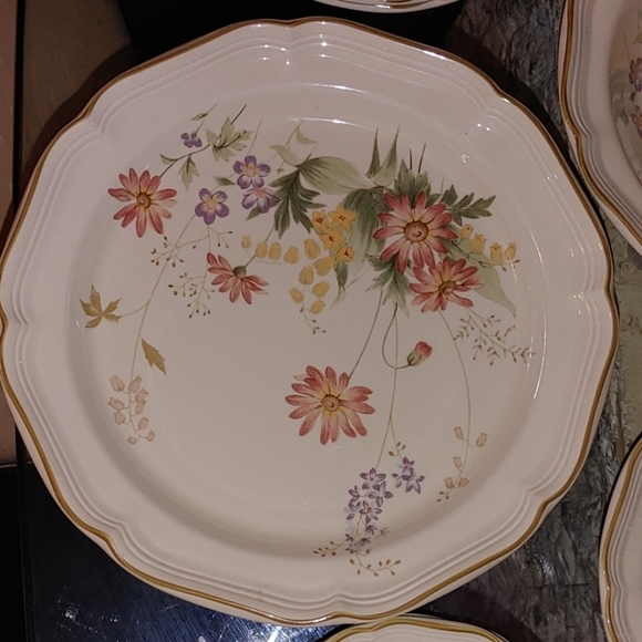 Mikasa Samantha Serving Bowl & Soup bowl - Picture 7 of 9